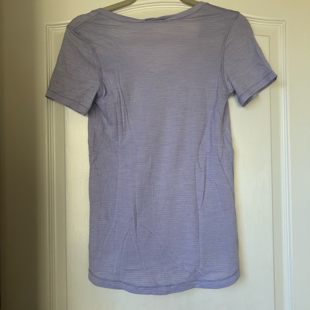 Lululemon short sleeve top - Picture 2 of 2